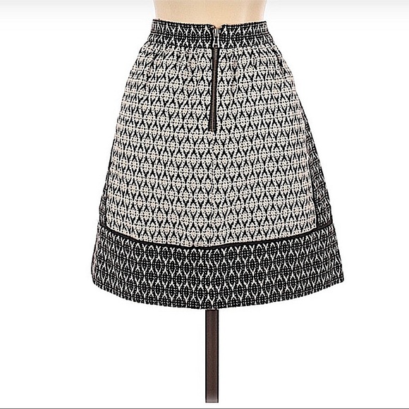 J Crew Black and Off White Jacquard Mini Skirt Size 4 - Picture 5 of 11